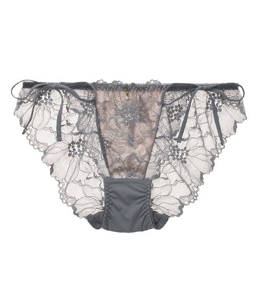 tutuanna（チュチュアンナ）の「ショーツレディース [特盛ブラ]シャルマンノワールヒモショーツ（ショーツ・レディース・オフホワイト/ピンク/ブラック/パープル系その他/ピンク系その他/オレンジ/ネイビー/サンドベージュ/ラベンダー/グレイッシュブルー/ダークグリーン/グリーン/ライトグレー/エンジ/コーラルピンク/イエロー/クリーム/ブルー系その他/ミント/黄土色系1/ダークブルー/セージグリーン/ローズ/マスタード/ダークグリーン系1/ダークパープル/ダークブラック/グリーン系4/ピンク系その他7/サーモンピンク/グリーン系5/ホワイト×ネイビー/グリーン系6/レッド系その他6/ホワイト×ブルー・M/L）」の21枚目の写真