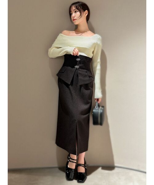 dazzlin(ダズリン)の「ワンショルアンバランスボタンニットトップス(ニット/セーター・レディース・オフホワイト/ピンク/ブラック/ネイビー・FREE)」の22枚目の写真