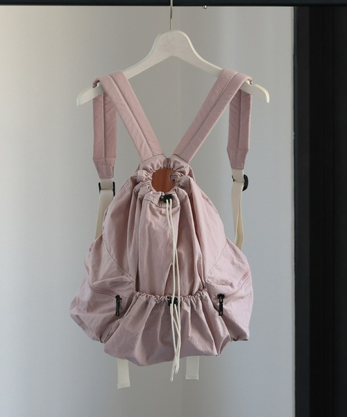 sakishimatokyo（サキシマトーキョー）の「ドロストシャーリングデザインリュック/バックパック（バックパック/リュック・レディース・ピンク/ベージュ/ライトブルー/ブラック・FREE）」の4枚目の写真