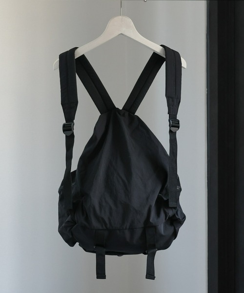 sakishimatokyo（サキシマトーキョー）の「ドロストシャーリングデザインリュック/バックパック（バックパック/リュック・レディース・ピンク/ベージュ/ライトブルー/ブラック・FREE）」の6枚目の写真