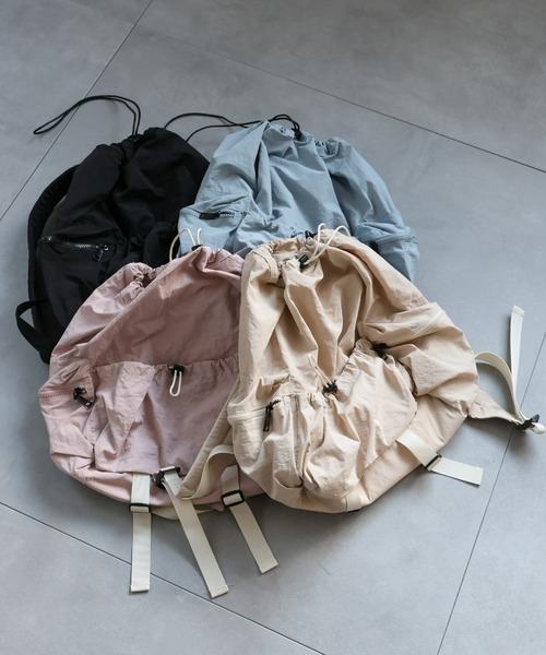 sakishimatokyo（サキシマトーキョー）の「ドロストシャーリングデザインリュック/バックパック（バックパック/リュック・レディース・ピンク/ベージュ/ライトブルー/ブラック・FREE）」の10枚目の写真