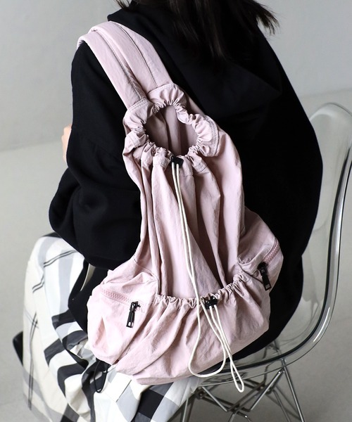 sakishimatokyo（サキシマトーキョー）の「ドロストシャーリングデザインリュック/バックパック（バックパック/リュック・レディース・ピンク/ベージュ/ライトブルー/ブラック・FREE）」の19枚目の写真