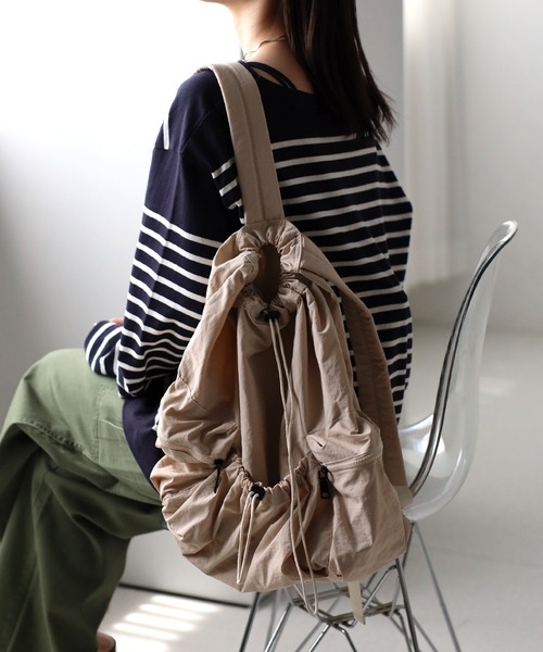 sakishimatokyo（サキシマトーキョー）の「ドロストシャーリングデザインリュック/バックパック（バックパック/リュック・レディース・ピンク/ベージュ/ライトブルー/ブラック・FREE）」の14枚目の写真