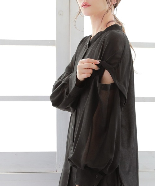 osharewalker（オシャレウォーカー）の「【廃盤】『シアーボイル2WAYシャツ』（シャツ/ブラウス・レディース・キャメル/ブラック/オフホワイト・FREE）」の2枚目の写真