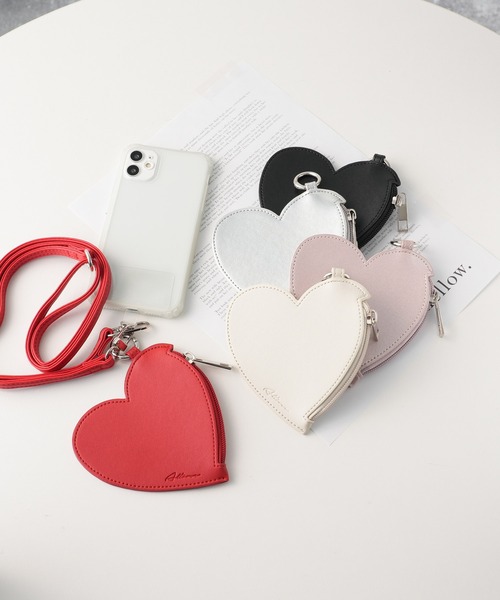   ハートとエレファントのストラップ ALTROSE（アルトローズ）の「ストラップ ハート ポーチ 合皮 スマホ