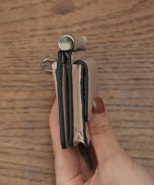 Beau're（ヴュレ）の「牛革フルオープンウォレット（財布・レディース・ピンク/ベージュ/ブラック/ブルー/シルバー・フリー）」の18枚目の写真