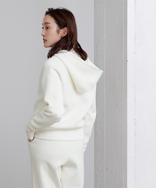 UR'S（ユアーズ）の「ﾀﾞﾝﾎﾞｰﾙﾊﾟｰｶｰ（パーカー・レディース・ネイビー/ホワイト・L/S/M）」の7枚目の写真