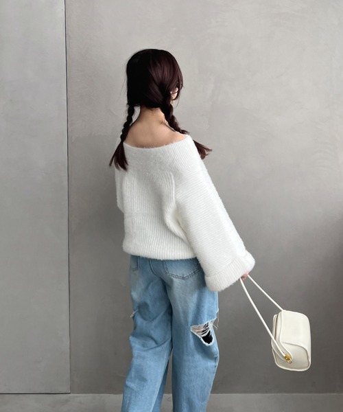 olu. オフショルダーシャギーニット Olu.（オルドット）の「オフショルダーシャギーニット（ニット