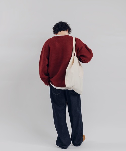 MUHET（ミュエータ）の「Vネックブラッシュドニット（ニット/セーター・レディース・イエロー/チャコールグレー/ブルー/レッド・X-LARGE/MEDIUM）」の18枚目の写真