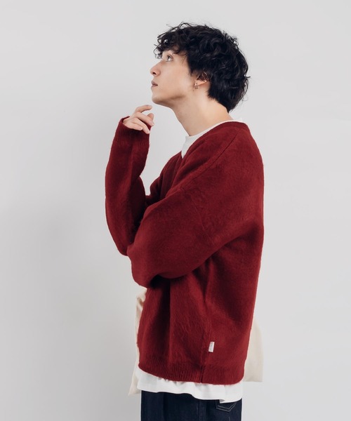 MUHET（ミュエータ）の「Vネックブラッシュドニット（ニット