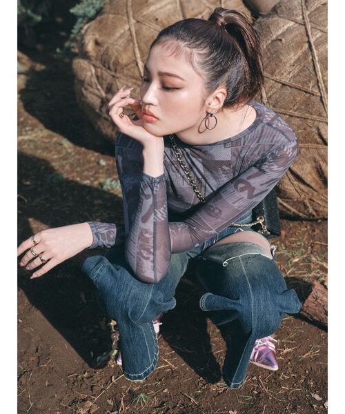 EVRIS(エヴリス)の「オリジナルグラフィックスキントップス(Tシャツ/カットソー・レディース・ブラック/ピンク/イエロー・FREE)」の5枚目の写真