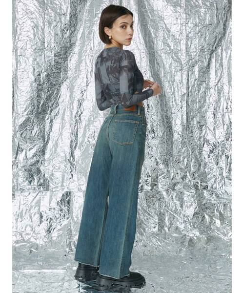 EVRIS(エヴリス)の「オリジナルグラフィックスキントップス(Tシャツ/カットソー・レディース・ブラック/ピンク/イエロー・FREE)」の9枚目の写真