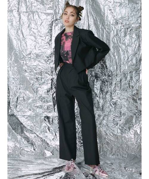 EVRIS(エヴリス)の「オリジナルグラフィックスキントップス(Tシャツ/カットソー・レディース・ブラック/ピンク/イエロー・FREE)」の20枚目の写真