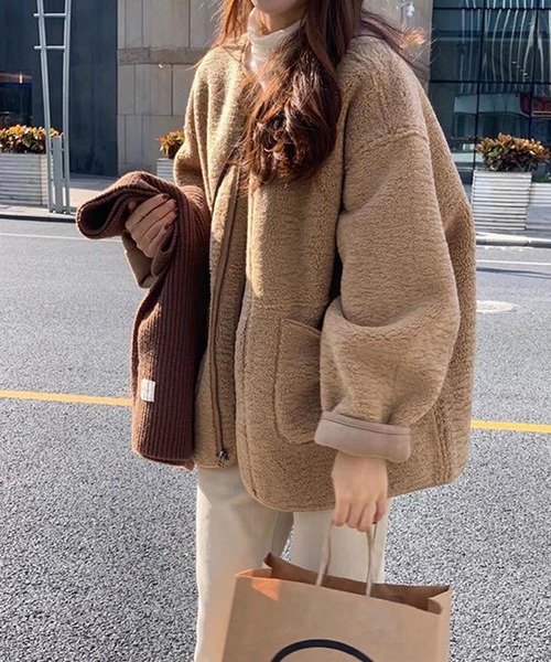 aimoha(アイモハ)の「ゆったりボアトッパー (AW)(ノーカラージャケット・レディース・ブラック/チョコ/グレー・MEDIUM/LARGE)」の14枚目の写真