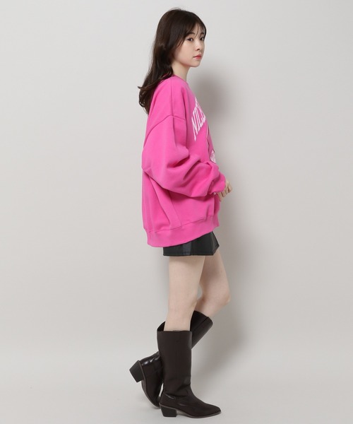NICE GHOST CLUB(ナイスゴーストクラブ)の「【UNISEX】niceghostclub/スターエンブレム プルオーバー(裏起毛)/ナイスゴースト/2984110(スウェット・レディース・ブラック/ピンク・MEDIUM/LARGE/SMALL)」の5枚目の写真