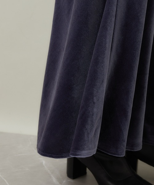 ROSIEE（ロージー）の「ROSIEE ベロアAラインスカート（スカート・レディース・ブラック/グレー・FREE）」の12枚目の写真