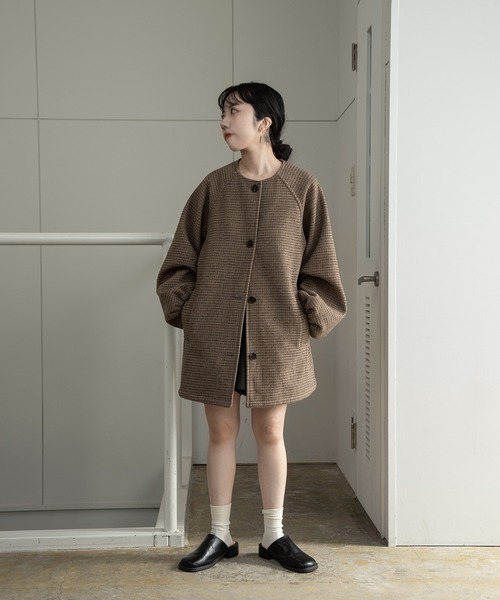 lawgy(ラウジー)の「raglan sleeve check midi outer / ラグランスリーブチェックミディアウター(ノーカラーコート・レディース・チェック・FREE)」の9枚目の写真
