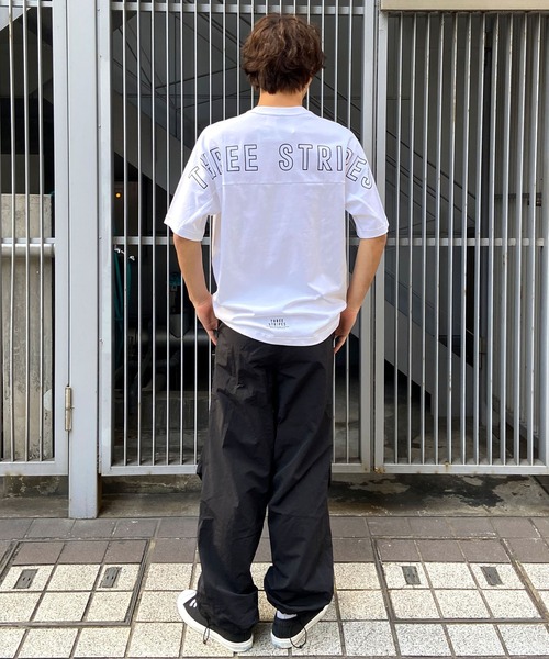 adidas（アディダス）の「adidas/アディダス Tシャツ ワンポイントロゴ オーバーサイズ JSY30（Tシャツ/カットソー・メンズ・ブラック/ホワイト/ライトグリーン系・XL/L/3XL/2XL/M）」の12枚目の写真
