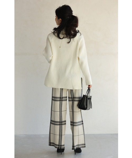 cawaii(カワイイ)の「RIB コンパクト ニットハイネックトップス(ニット/セーター・レディース・ブルー/グリーン/アイボリー/マスタード・FREE)」の17枚目の写真