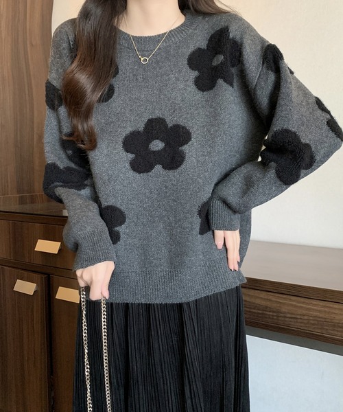 Primazel(プリマゼル)の「立体フラワーニットトップスセーター(ニット/セーター・レディース・ブラック/グレー・M)」の10枚目の写真