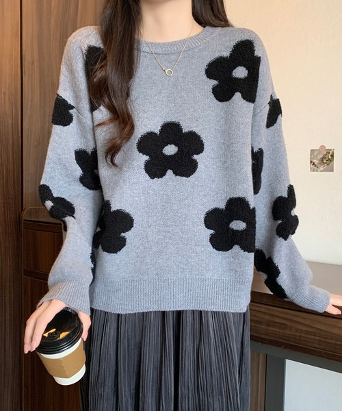 Primazel(プリマゼル)の「立体フラワーニットトップスセーター(ニット/セーター・レディース・ブラック/グレー・M)」の9枚目の写真