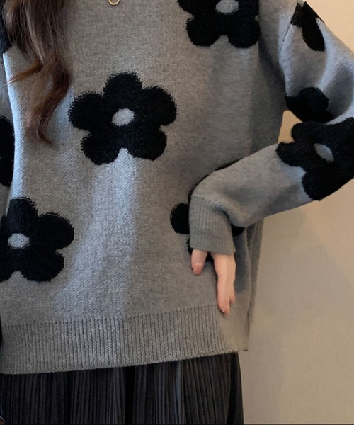 Primazel(プリマゼル)の「立体フラワーニットトップスセーター(ニット/セーター・レディース・ブラック/グレー・M)」の8枚目の写真