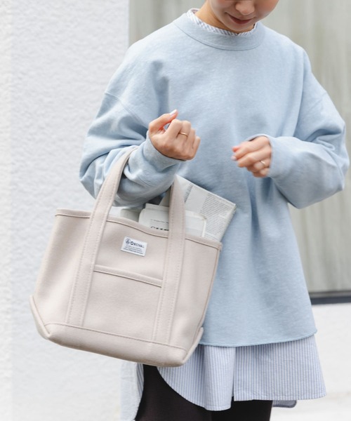 FORK&SPOON(フォークアンドスプーン)の「FORK&SPOON スーピマコットン混反毛クルーネックスウェット(スウェット・レディース・チャコールグレー/アイボリー/ライトブルー・1)」の3枚目の写真