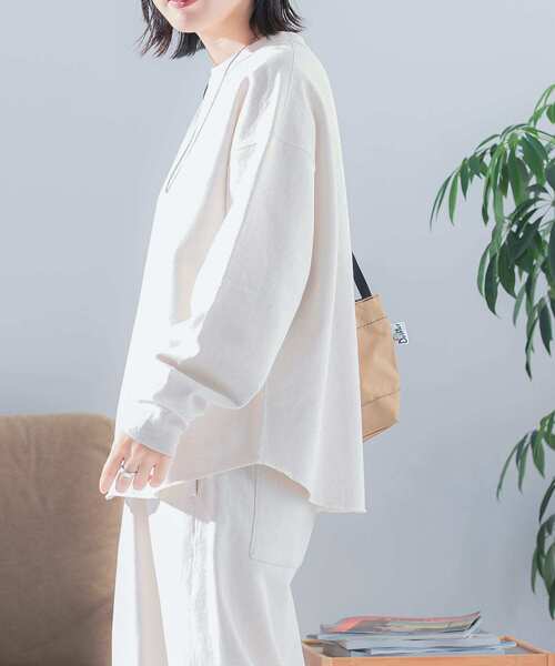 FORK&SPOON(フォークアンドスプーン)の「FORK&SPOON スーピマコットン混反毛クルーネックスウェット(スウェット・レディース・チャコールグレー/アイボリー/ライトブルー・1)」の14枚目の写真