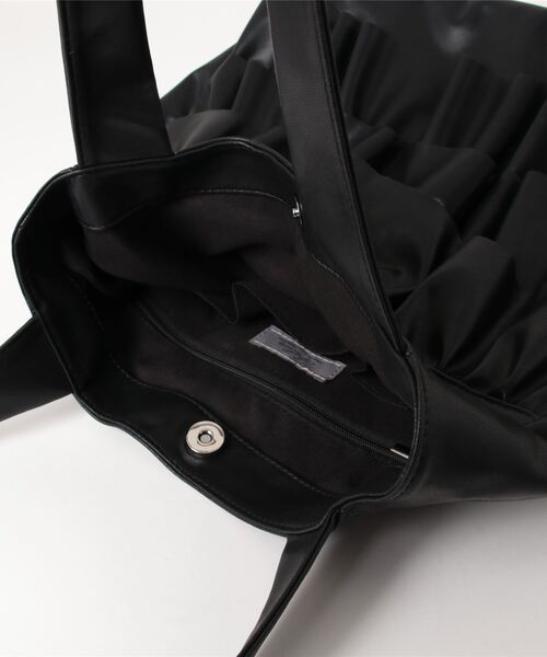 Q（キュー）の「フリルトート（トートバッグ・レディース・シルバー/ブラック・ONE SIZE）」の13枚目の写真