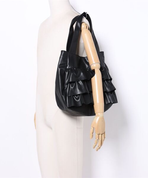 Q（キュー）の「フリルトート（トートバッグ・レディース・シルバー/ブラック・ONE SIZE）」の14枚目の写真