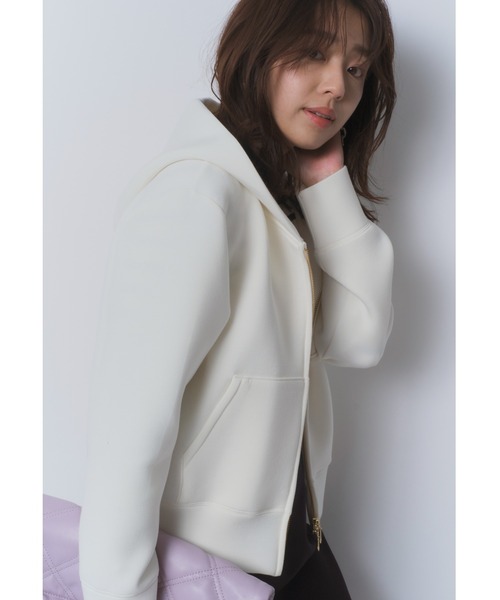 JUSGLITTY（ジャスグリッティー）の「ダブルジップコンパクトパーカー