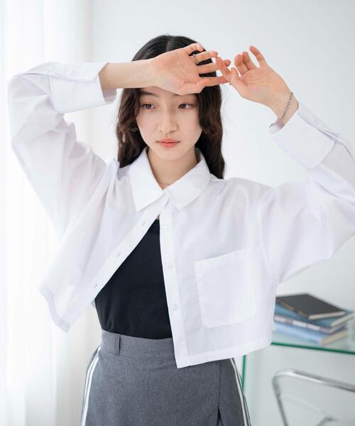 WEGO（ウィゴー）の「WEGO/カラーショートシャツ（シャツ/ブラウス・レディース・ブルー/その他1/ホワイト/ブルー系その他4・FREE）」の2枚目の写真