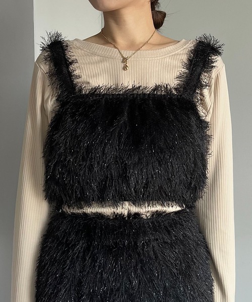 CAPRICIEUX LE'MAGE（カプリシューレマージュ）の「フェザーフリンジキャミ（キャミソール・レディース・アイボリー/ブラック・FREE）」の6枚目の写真