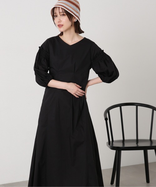 N.（N. Natural Beauty Basic）（エヌエヌナチュラルビューティーベーシック）の「◆タイプライターフリルパフワンピース（ワンピース・レディース・グリーン/ベージュ/ブラック・MEDIUM）」の4枚目の写真