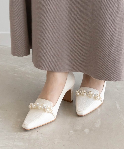 RANDA(ランダ)の「パールパーツローファシューズ(その他シューズ・レディース・ホワイト/ピンク/ブラック・22.5/23/23.5/24/25/22/24.5)」の1枚目の写真