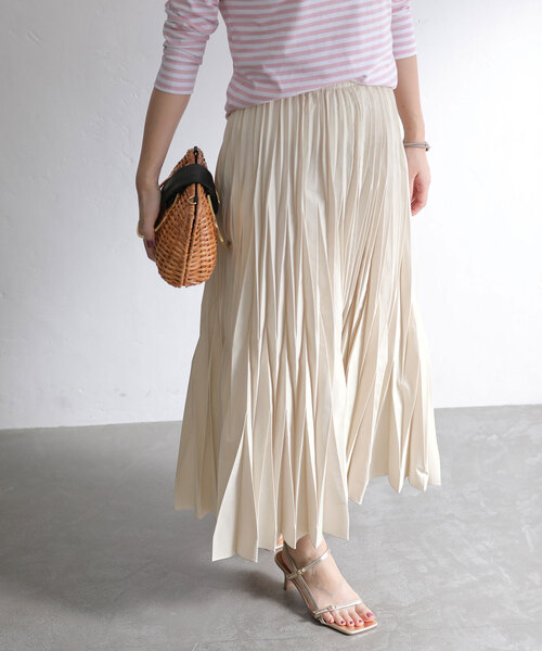 La TOTALITE(ラトータリテ)の「【MARILYN MOON/マリリンムーン】modern pleats skirt(スカート・レディース・ブラック/アイボリー・FREE)」の7枚目の写真
