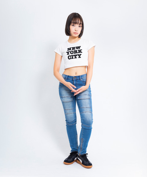 ANNA SUI（アナスイ）の「ANNA SUI NYC “NYC” 刺繍 Tシャツ  【SP】（Tシャツ/カットソー・レディース・ホワイト/ミント/ブラック・S）」の4枚目の写真