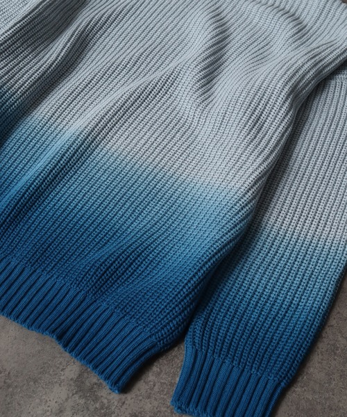 Art re A select（アトリエセレクト）の「Gradation Oversized Spring Knit/グラデーションオーバーサイズスプリングニット（ニット/セーター・メンズ・チャコールグレー/ブルー/ライトグレー・M/L）」の6枚目の写真