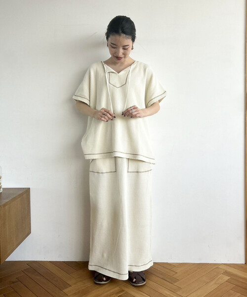 ONIGIRI（オニギリ）の「ワッフルピグメント スカート / セットアップ対応（スカート・レディース・チャコール/ブルー/アイボリー・FREE）」の4枚目の写真