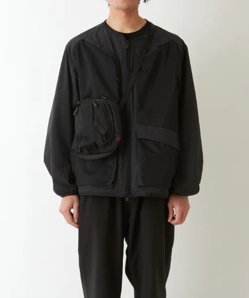 WHITE MOUNTAINEERING（ホワイトマウンテニアリング）の「WM×BRIEFING'SHOULDER BAG'（ショルダーバッグ・メンズ・ブラック・FREE）」の2枚目の写真