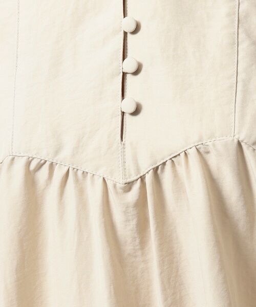 DRESKIP（ドレスキップ）の「◆ふわっと体型カバー 七分袖 チュニック丈ブラウス（シャツ/ブラウス・レディース・グリーン系/ベージュ/オフホワイト・02/03/04）」の15枚目の写真