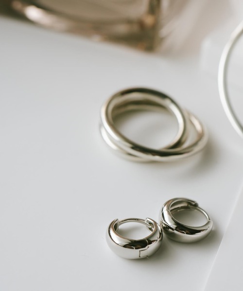 Ops.（オプス）の「フープ ピアス 金属アレルギー対応 シルバー925 ゴールド 【kyklos-moon キクロス・ムーン】（ピアス（両耳用）・レディース・シルバー/イエローゴールド・ONE SIZE）」の14枚目の写真