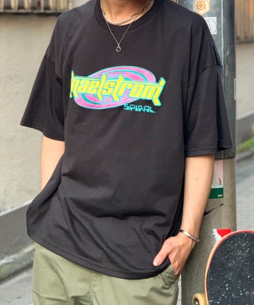 Teem Store(チームストア)の「グラフィックロゴアソートプリントTシャツ(Tシャツ/カットソー・レディース・ホワイト系その他3/ホワイト系その他/ホワイト/ブラック系その他/ホワイト系その他2/グレー/ブラック系その他2/ブラック/ブラック系その他3・L/M)」の7枚目の写真