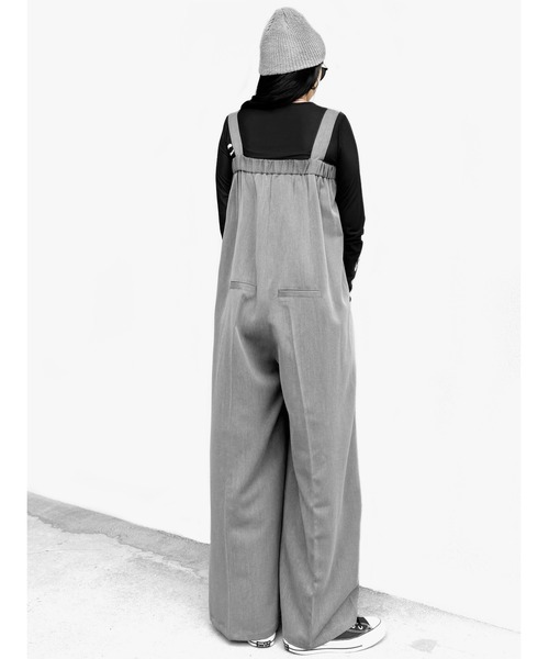 LVEU.(ラブユ.)の「【LVEU.】エステルツイルベルトサロペット(Ai select) / トップス シャツ ブラウス プルオーバー スキッパー レオパード オーバー グリーン ブルー(サロペット/オーバーオール・レディース・グレー/ブラック・FREE)」の19枚目の写真