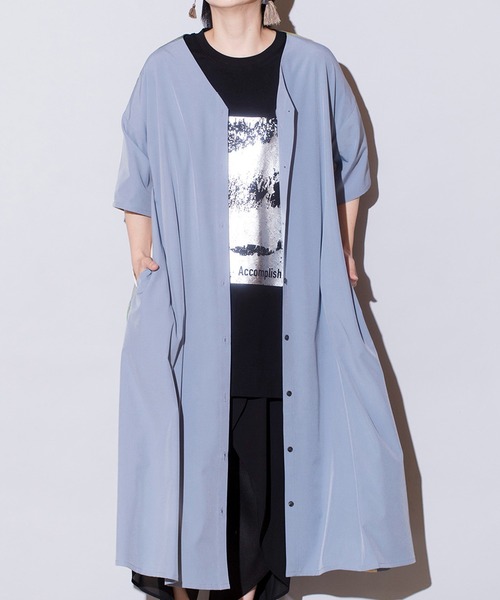 OSMOSIS(オズモーシス)の「2WAYバックプリントシャツワンピース(シャツワンピース・レディース・ブルーグレー/アイボリー/ブラック・ONE SIZE)」の3枚目の写真