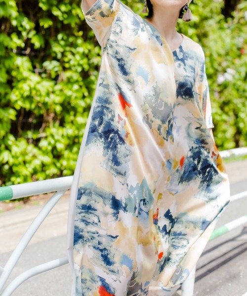 OSMOSIS(オズモーシス)の「2WAYバックプリントシャツワンピース(シャツワンピース・レディース・ブルーグレー/アイボリー/ブラック・ONE SIZE)」の7枚目の写真