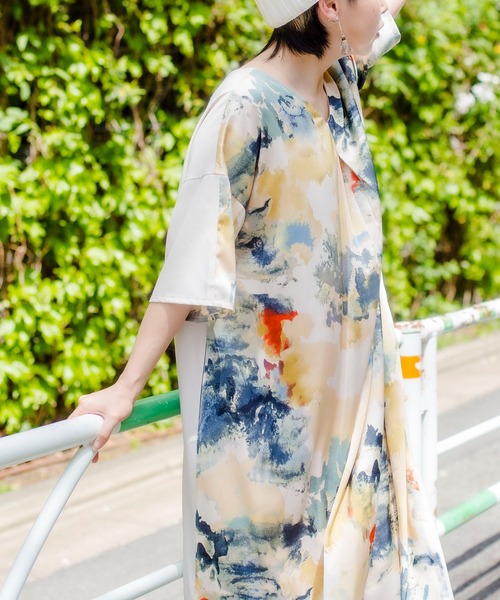 OSMOSIS(オズモーシス)の「2WAYバックプリントシャツワンピース(シャツワンピース・レディース・ブルーグレー/アイボリー/ブラック・ONE SIZE)」の8枚目の写真