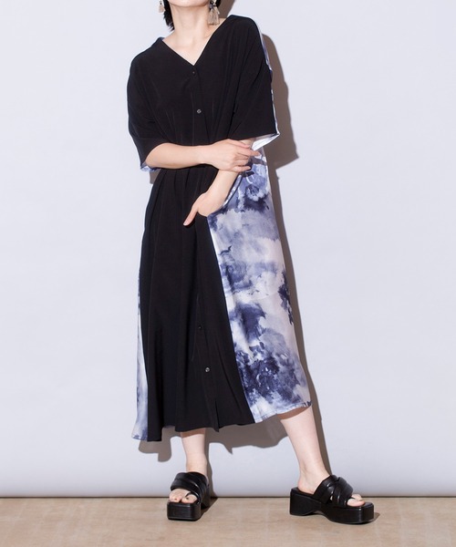 OSMOSIS(オズモーシス)の「2WAYバックプリントシャツワンピース(シャツワンピース・レディース・ブルーグレー/アイボリー/ブラック・ONE SIZE)」の11枚目の写真