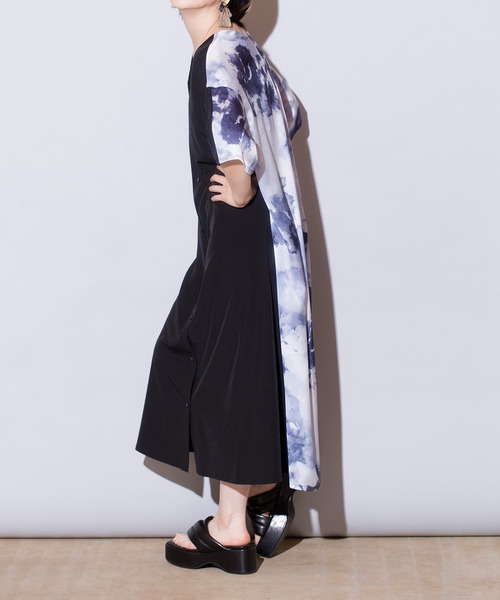 OSMOSIS(オズモーシス)の「2WAYバックプリントシャツワンピース(シャツワンピース・レディース・ブルーグレー/アイボリー/ブラック・ONE SIZE)」の12枚目の写真