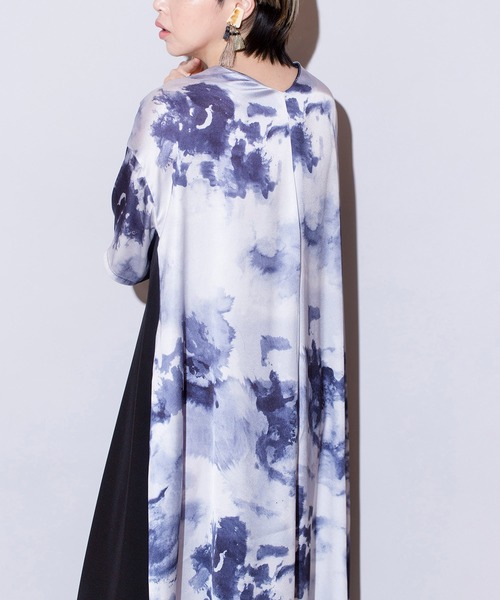 OSMOSIS(オズモーシス)の「2WAYバックプリントシャツワンピース(シャツワンピース・レディース・ブルーグレー/アイボリー/ブラック・ONE SIZE)」の19枚目の写真